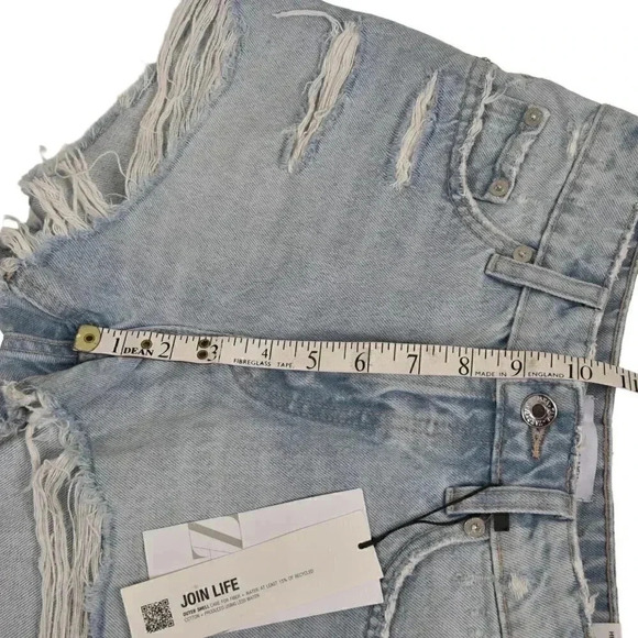 NWT Zara Light Wash Jean Shorts High Rise Distressed Button Fly Size 2 - Picture 10 of 11